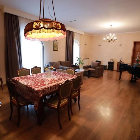 Apartment At 12 Baratashvili Street Tiflis Dış mekan fotoğraf