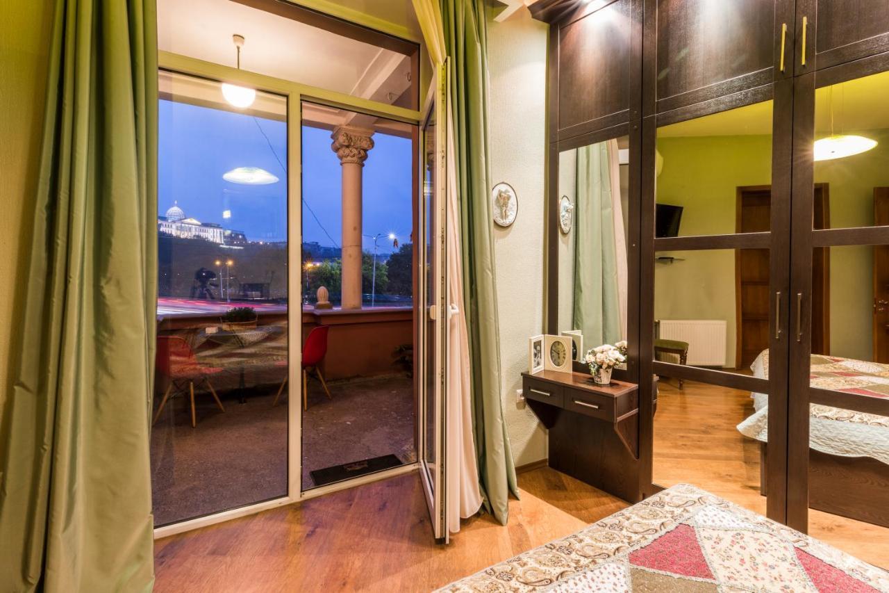 Apartment At 12 Baratashvili Street Tiflis Dış mekan fotoğraf