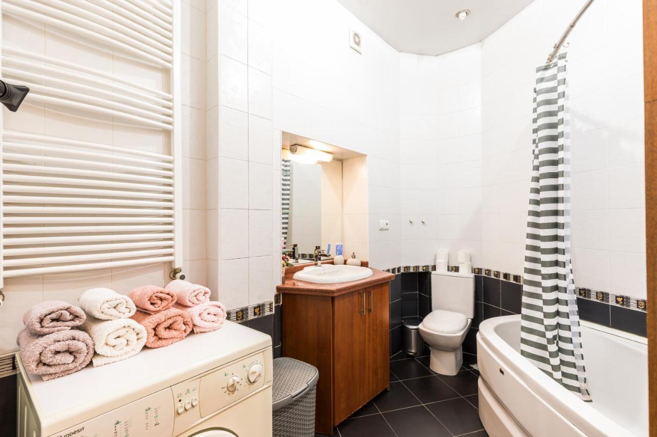 Apartment At 12 Baratashvili Street Tiflis Dış mekan fotoğraf