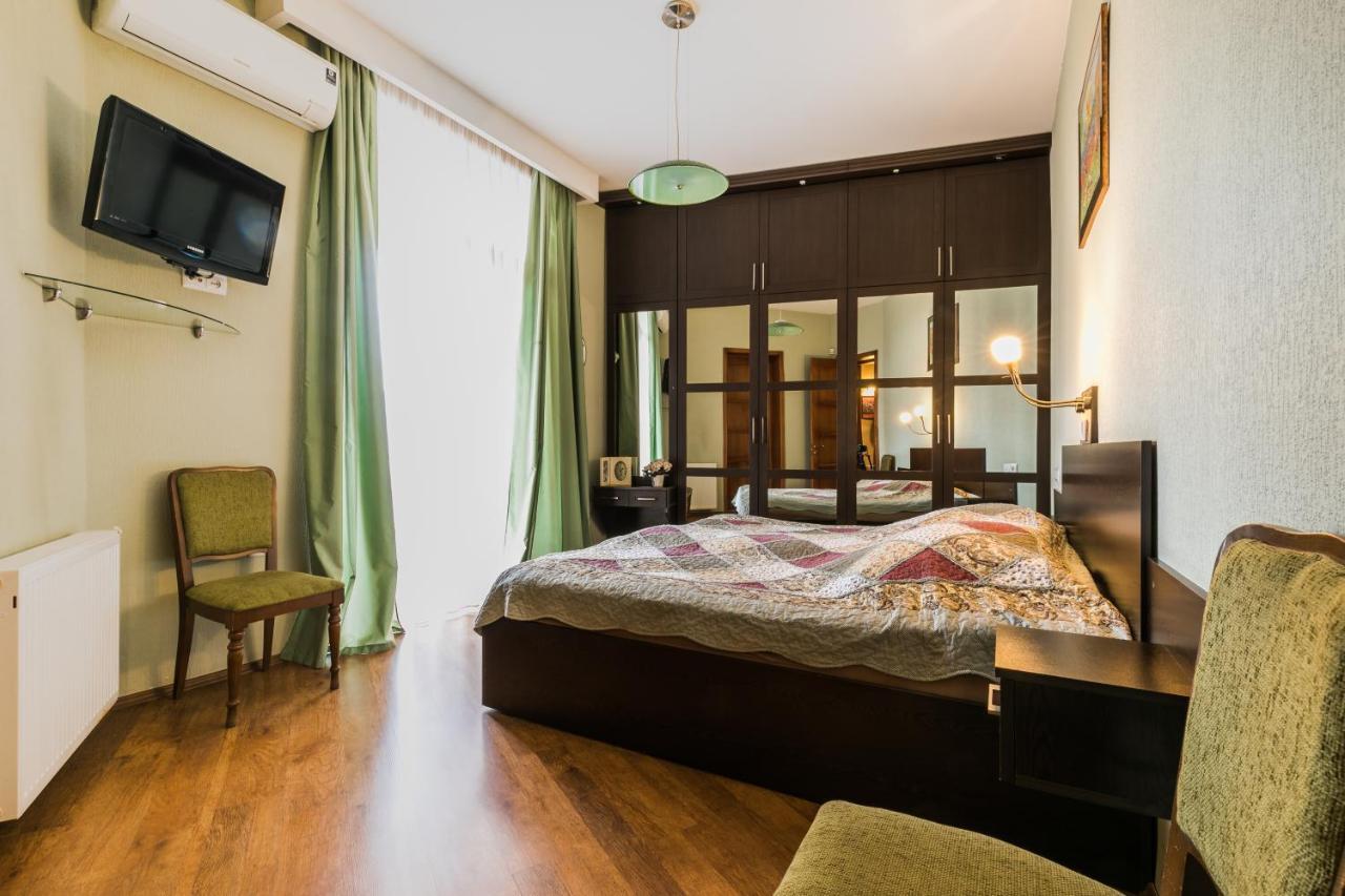 Apartment At 12 Baratashvili Street Tiflis Dış mekan fotoğraf